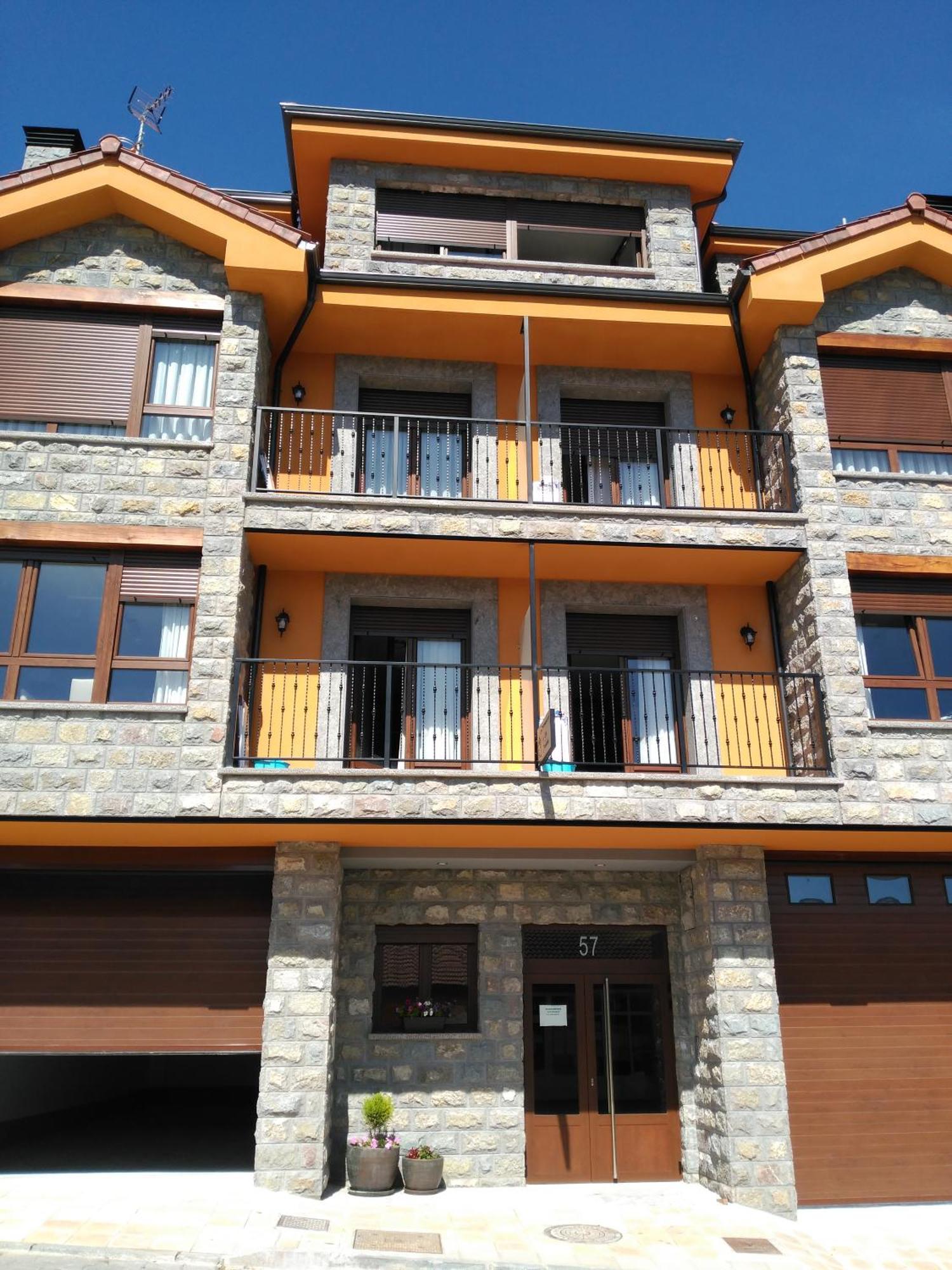 Los Casares Riano  Exterior photo